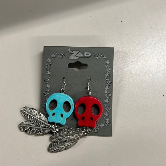 ZAD Jewelry - ZAD Skull hook Earnings and Necklace Halloween